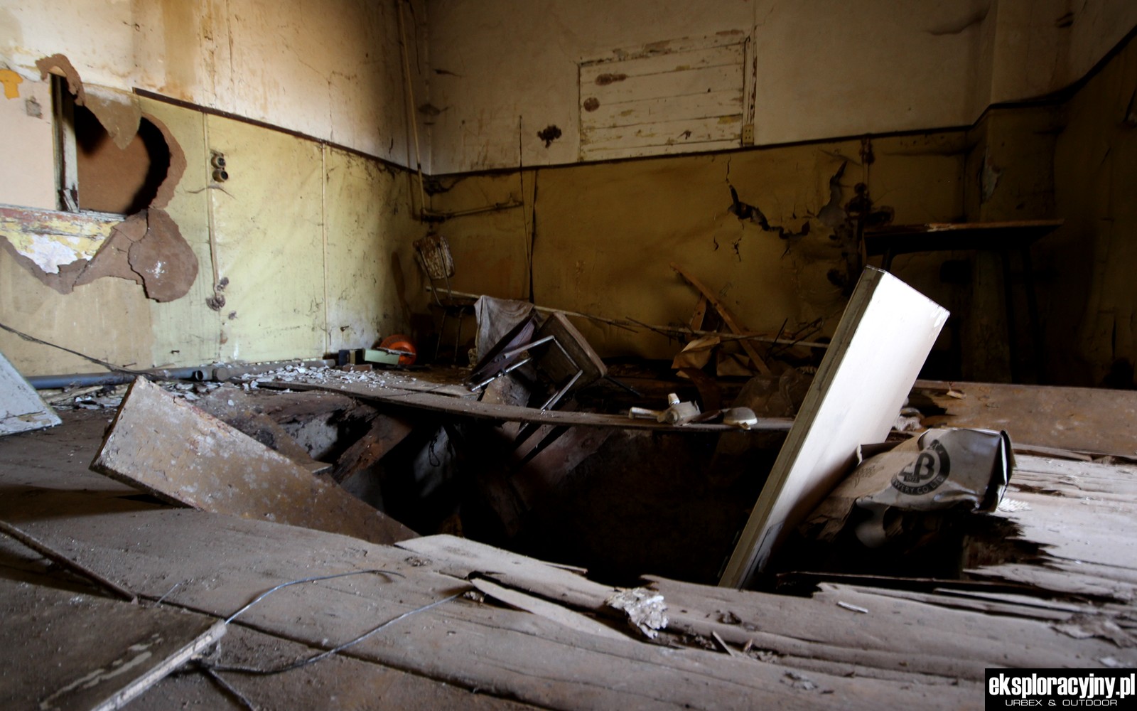 Otwór techniczny typu JOPA